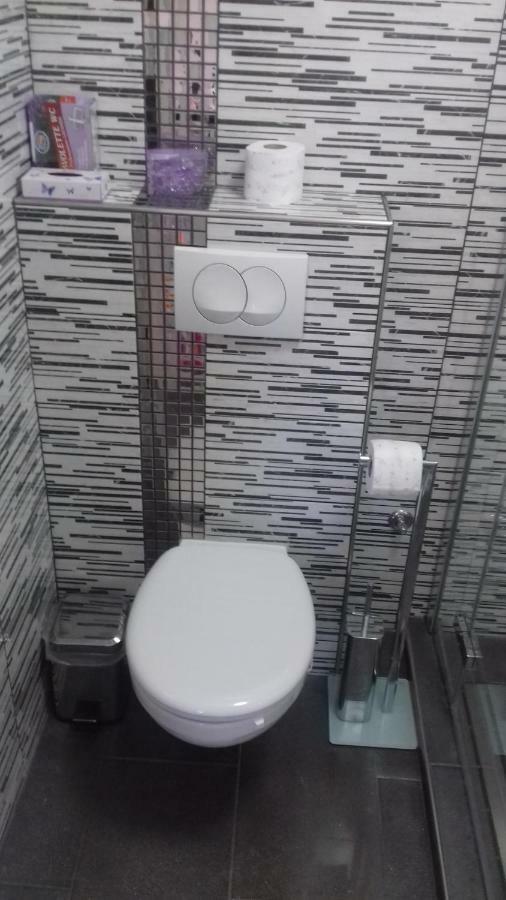 HOLIDAY HOME NORA**** Loznati Cres Esterno foto